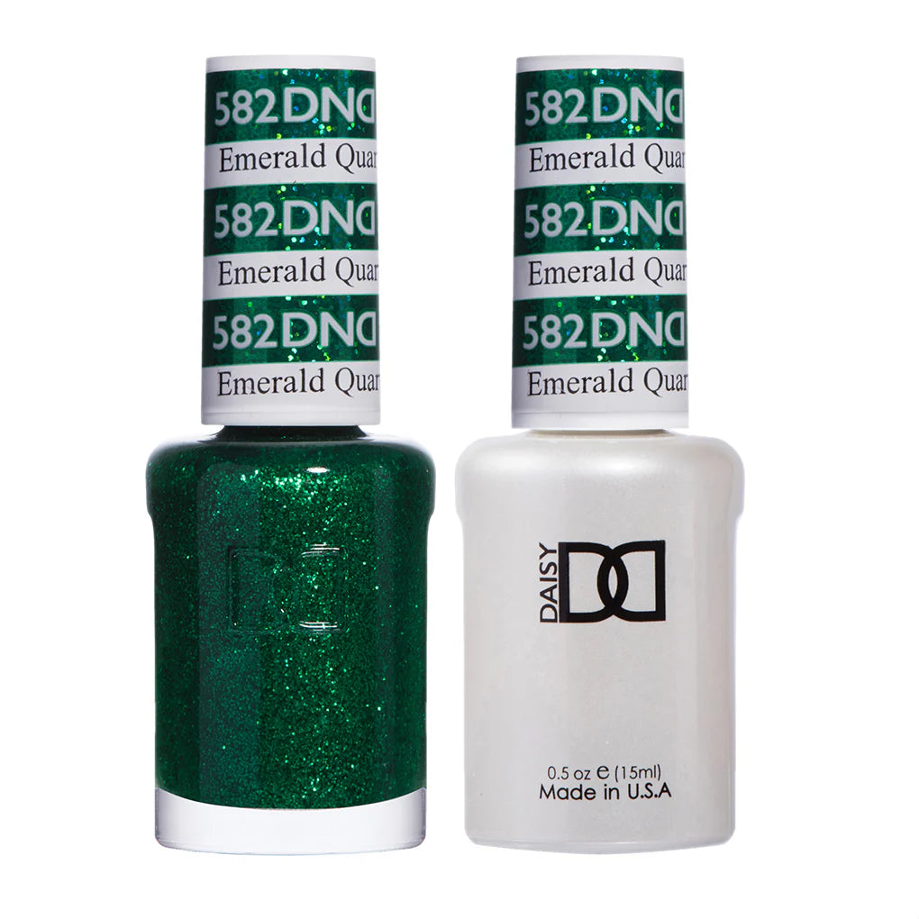 DND Gel #582 Emerald Quartz – Glittering Green Gel Polish