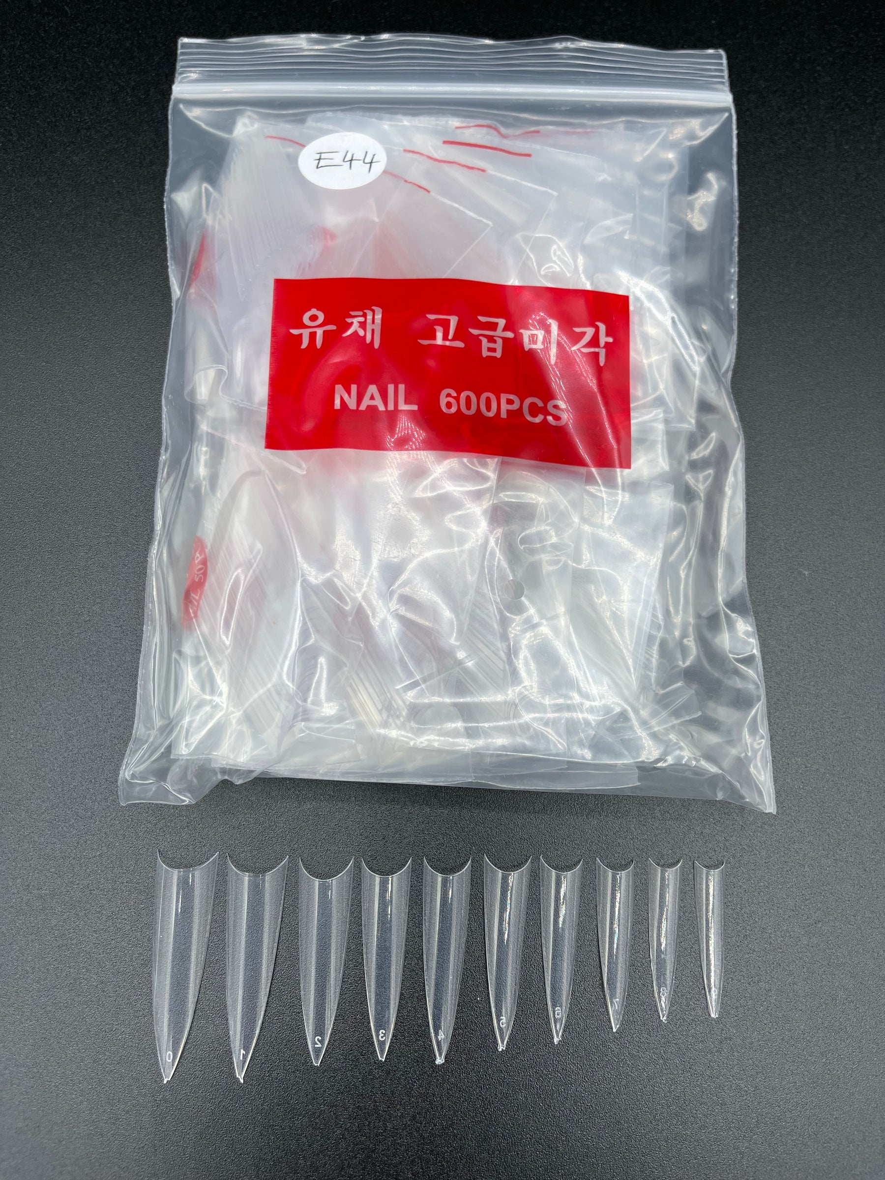 Nail Tips #E44 – 550 PCS, Sizes #0-#10, Ideal for Manicures